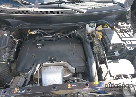 2020 Chevrolet Equinox Awd Lt 2.0L Turbo z USA, uszkodzony, nr VIN 2GNAXVEX5L6252140